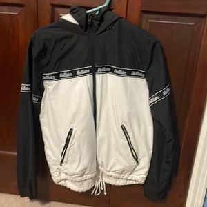Black and white hollister windbreaker.